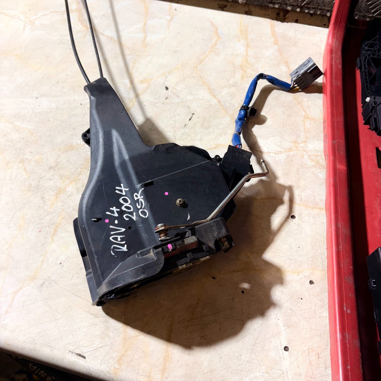 Toyota RAV4 Mk2 2001-2005 Rear Right Door Lock Latch Actuator (5 Door)