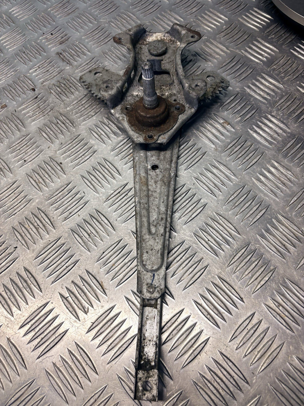 Nissan Micra K13 Hatchback 5 Door 2013-17 Window Regulator rear Driver Side J81