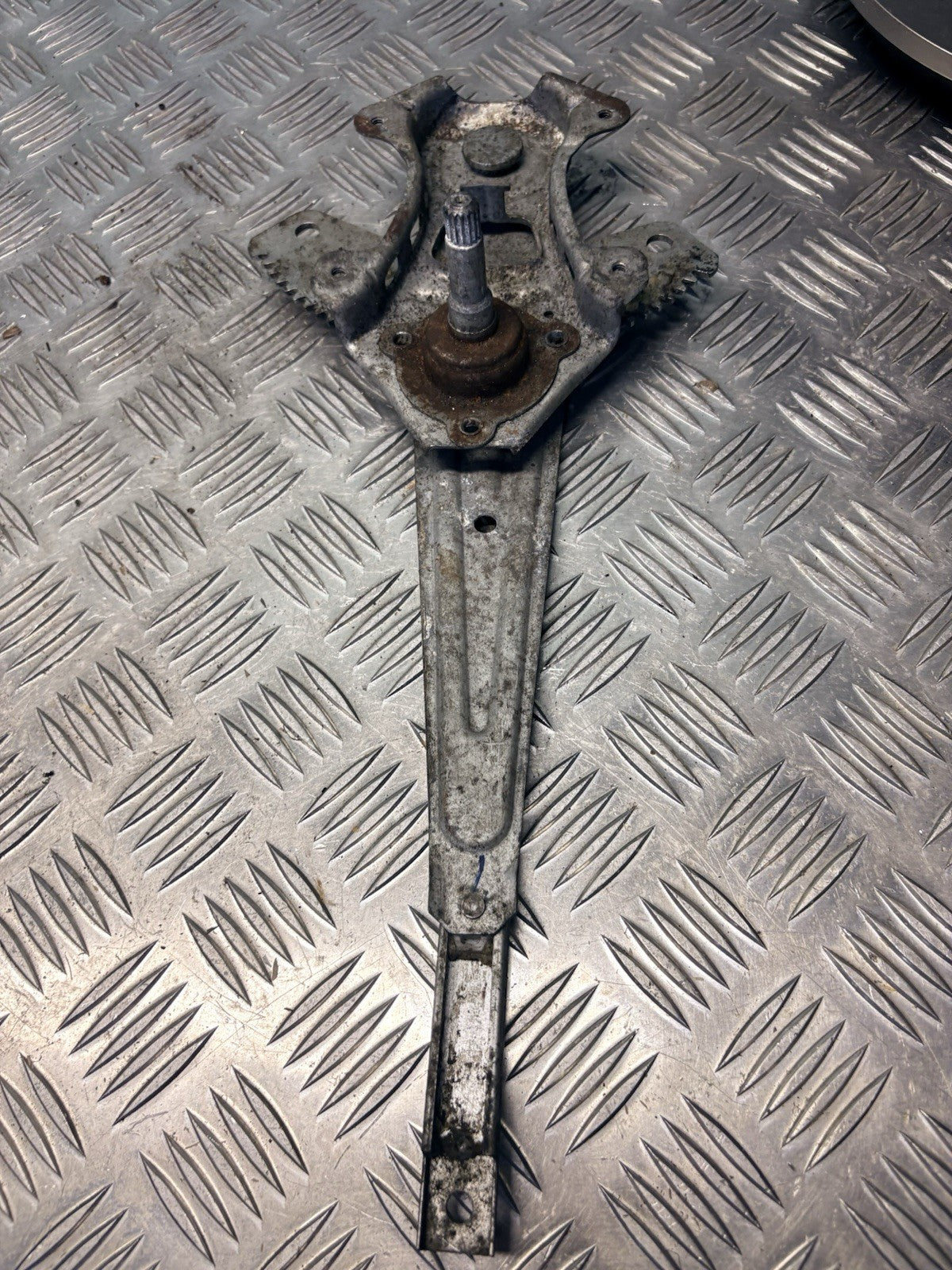Nissan Micra K13 Hatchback 5 Door 2013-17 Window Regulator rear Driver Side J81