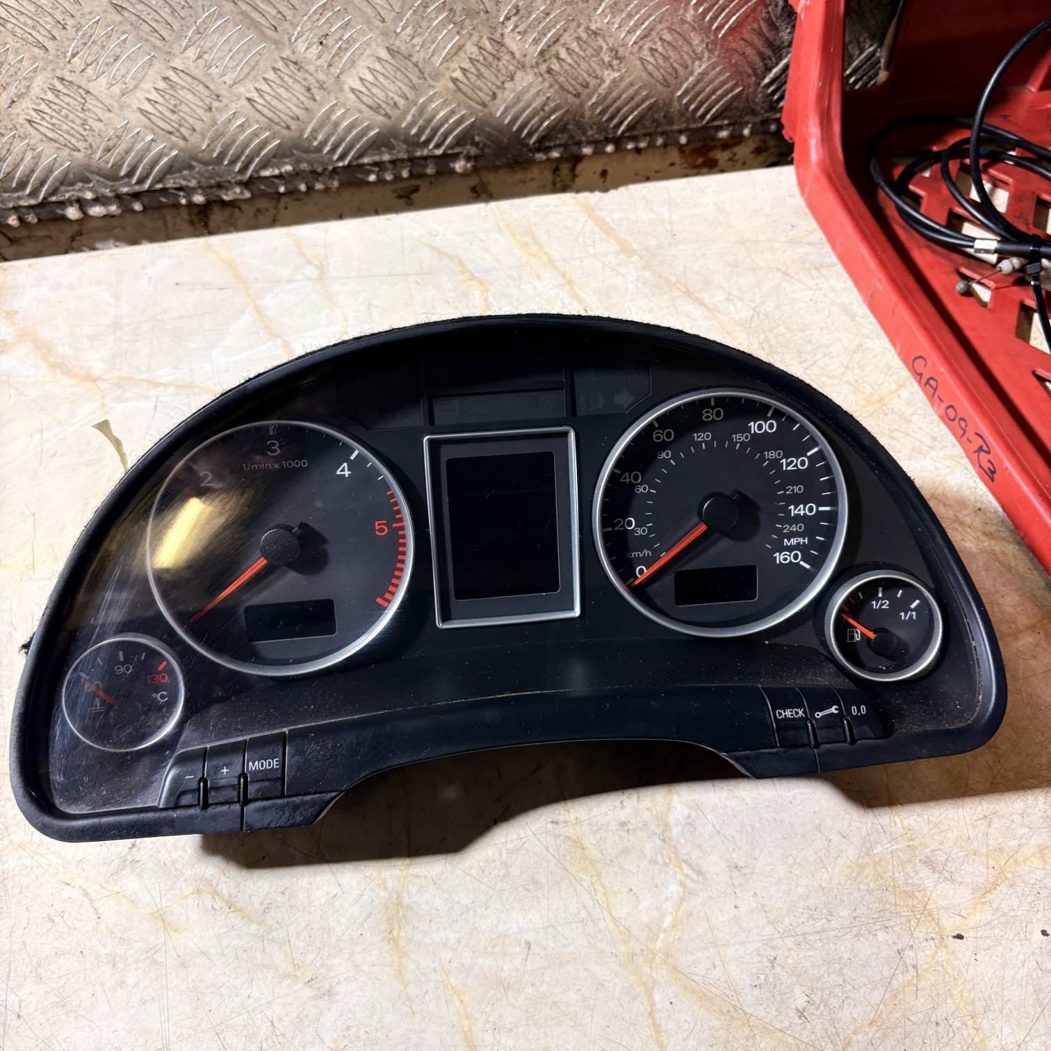 2006 AUDI A4 INSTRUMENT SPEEDOMETER PETROL 0263626092 8E0920951E BLACK