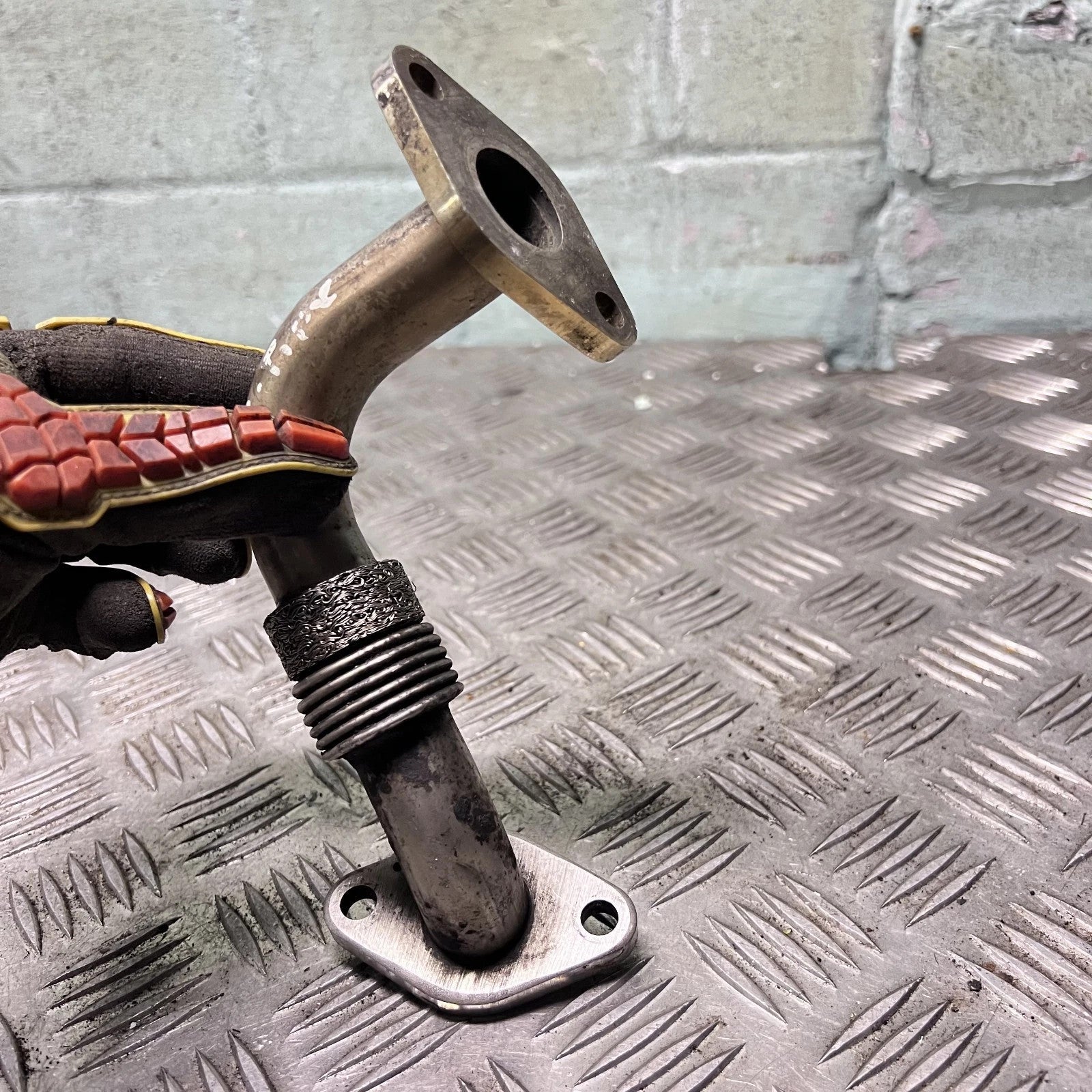 Skoda Superb Mk1 3U 1.9 TDI AVF/AWX EGR Pipe Tube 038131521AJ 01-08