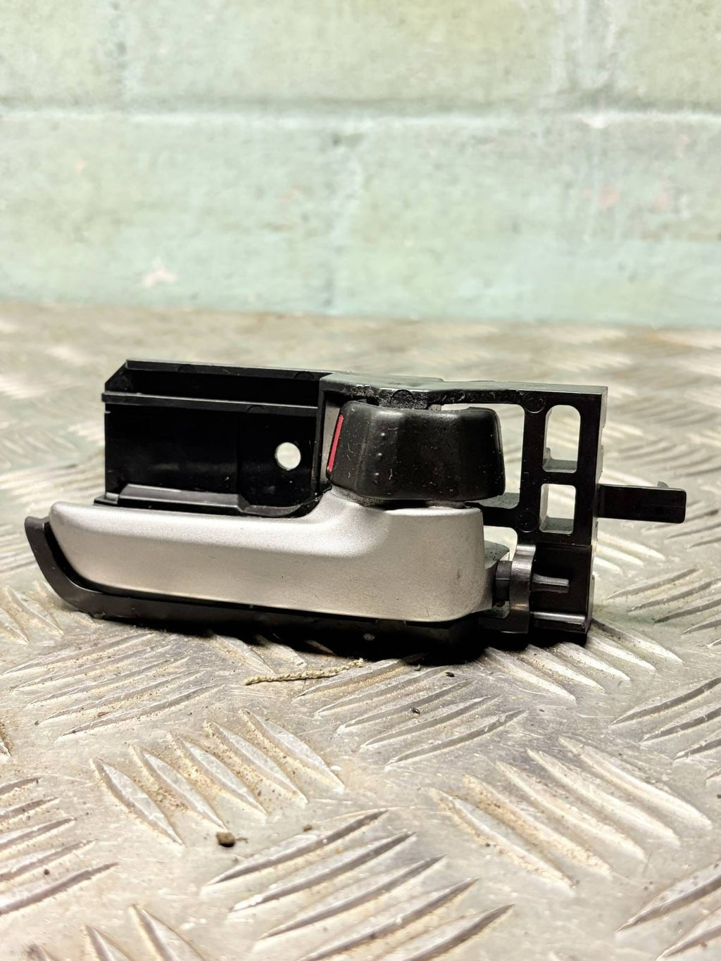 Vauxhall Agila S Right Driver Offside Front Inner Door Handle MK2 2014-2015