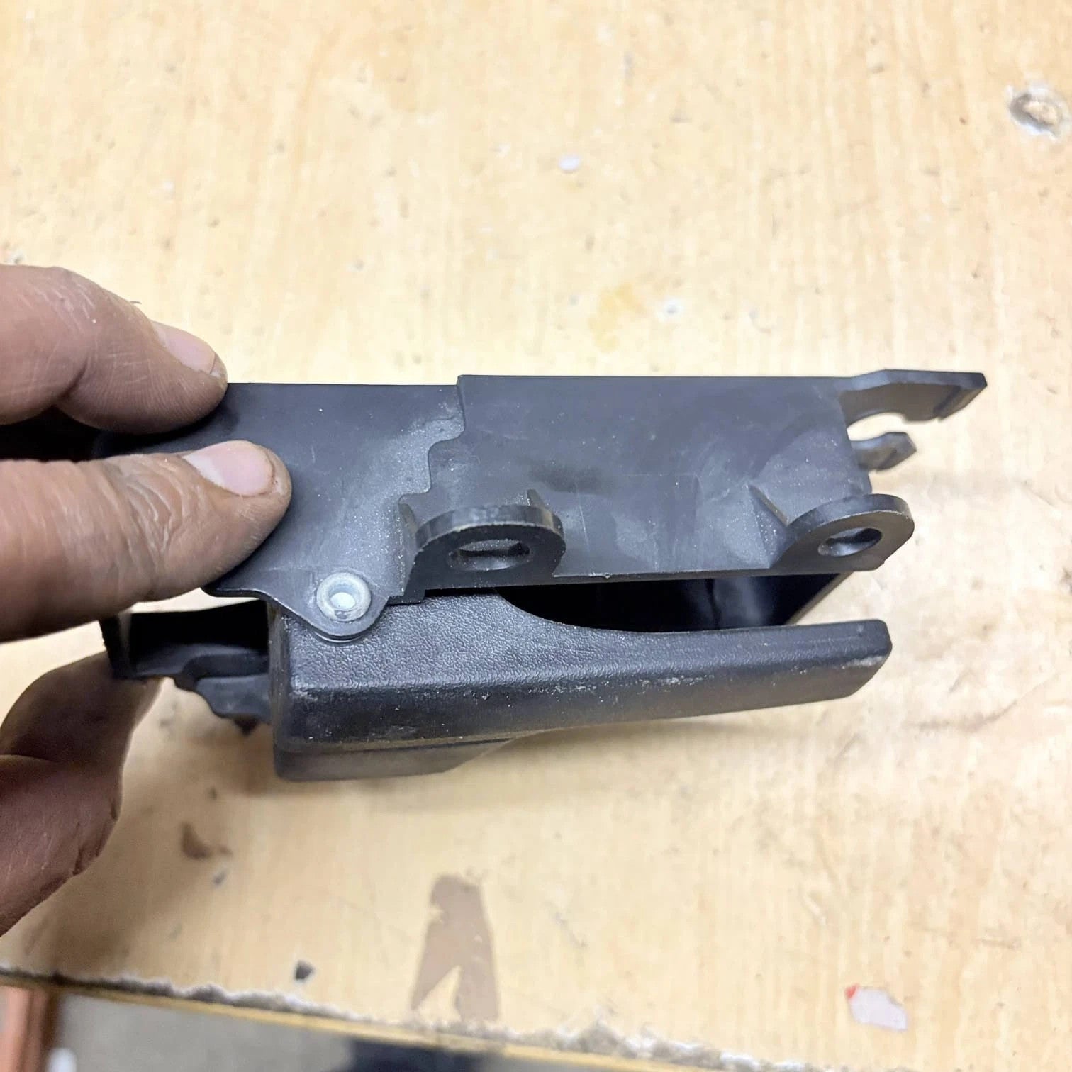 3m51r22600bb 3m51-r22600-bb Driver Front Door Handle Interior,UK535721-43 2006