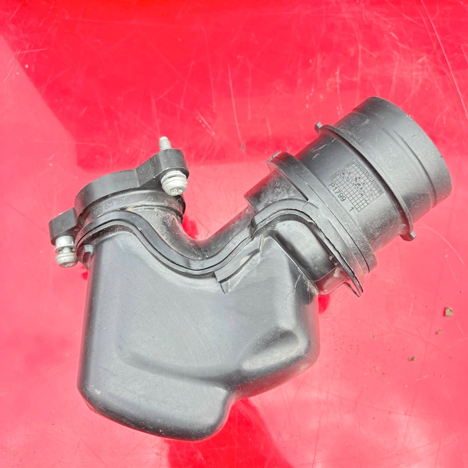 Skoda Fabia Mk3 NJ 2014-2021 Turbo Air Intake Pipe 04E129656