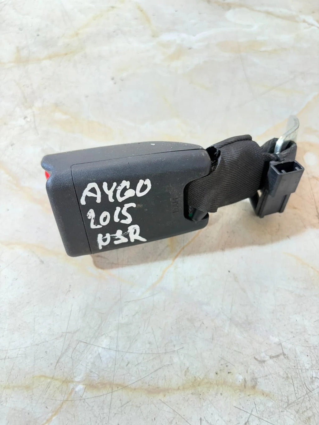 Toyota Aygo Mk1 2005-2014 Rear Left Seat Belt Buckle Latch (NSR Passenger)