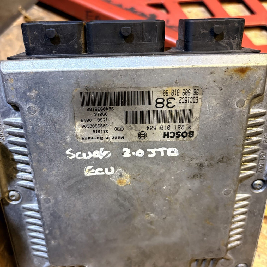 PEUGEOT CITROEN FIAT SCUDO DISPATCH 0281010884 9650931880 ECU ENGINE CONTROL