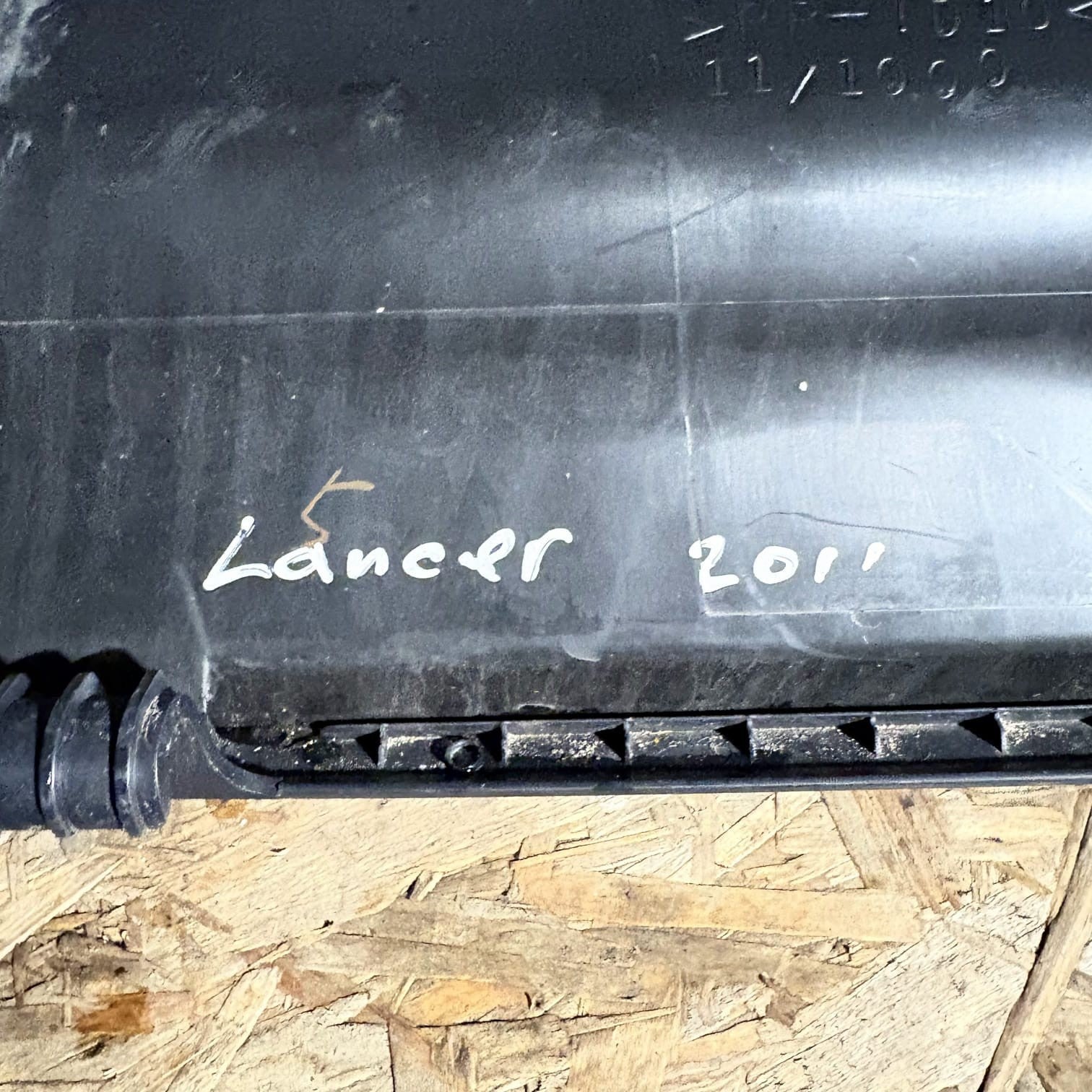 2011 MITSUBISHI LANCER GLOVE BOX STORAGE COMPARTMENT 8006A081ZZ-1