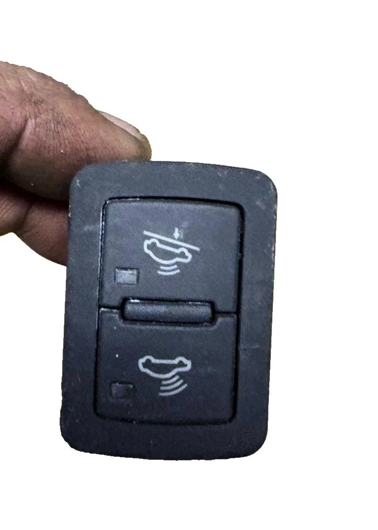 Audi A3 8P Alarm Tow-Away Switch Button Bezel Driver Door 2004-2013 8P0959527