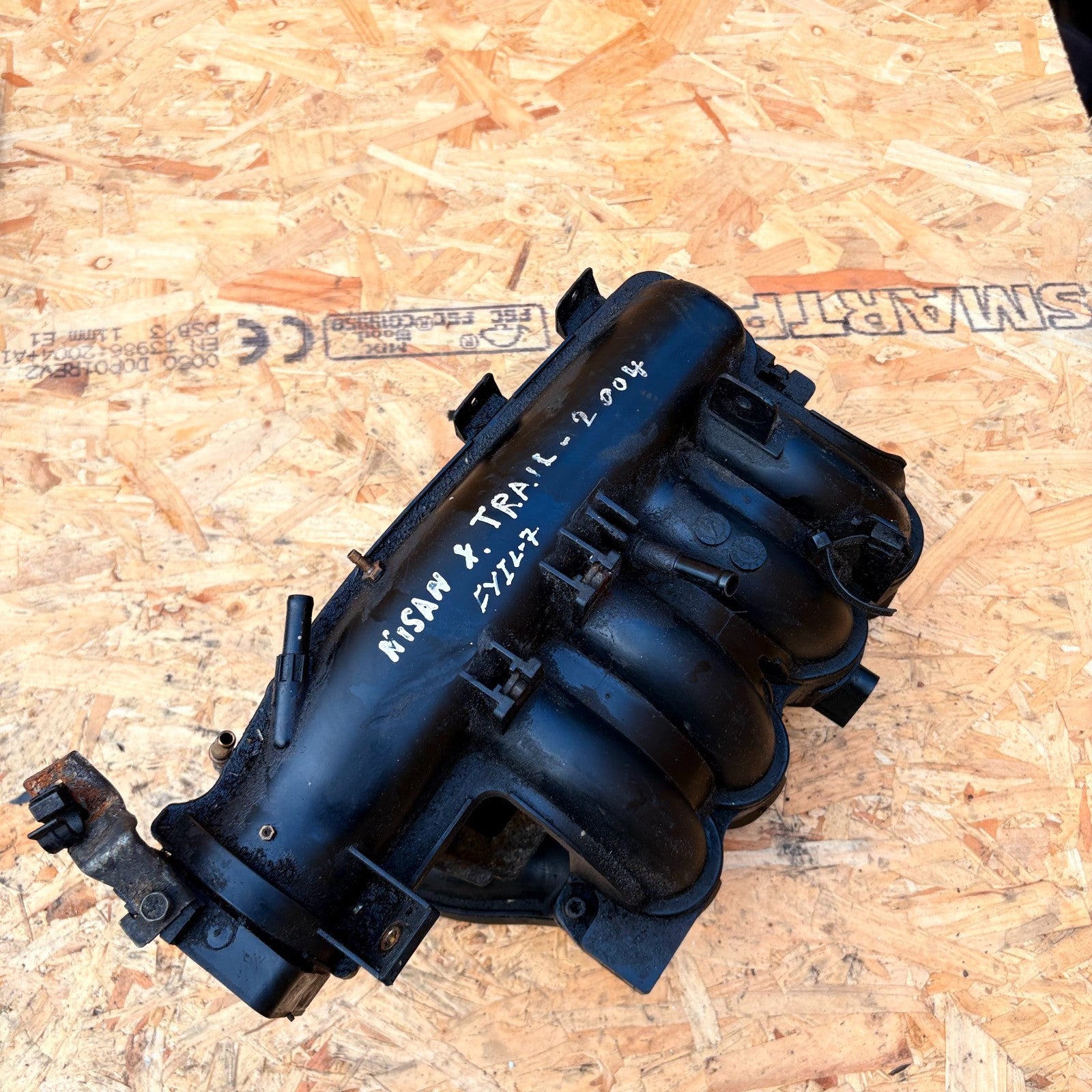 NISSAN X-TRAIL 2001-2007 INLET MANIFOLD