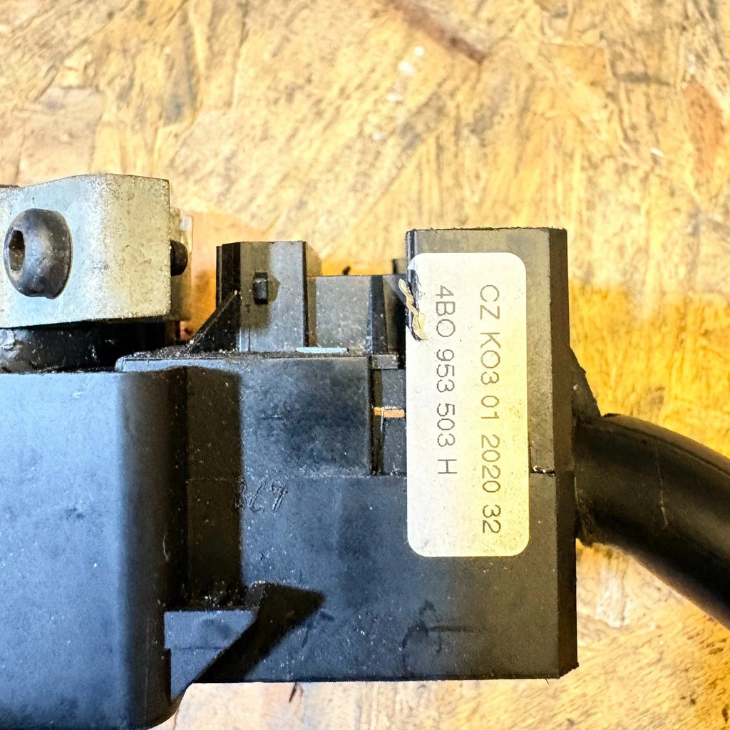 VW Golf Gti Steering Column Switch Indicator Wiper Stalk 8L0953513HG