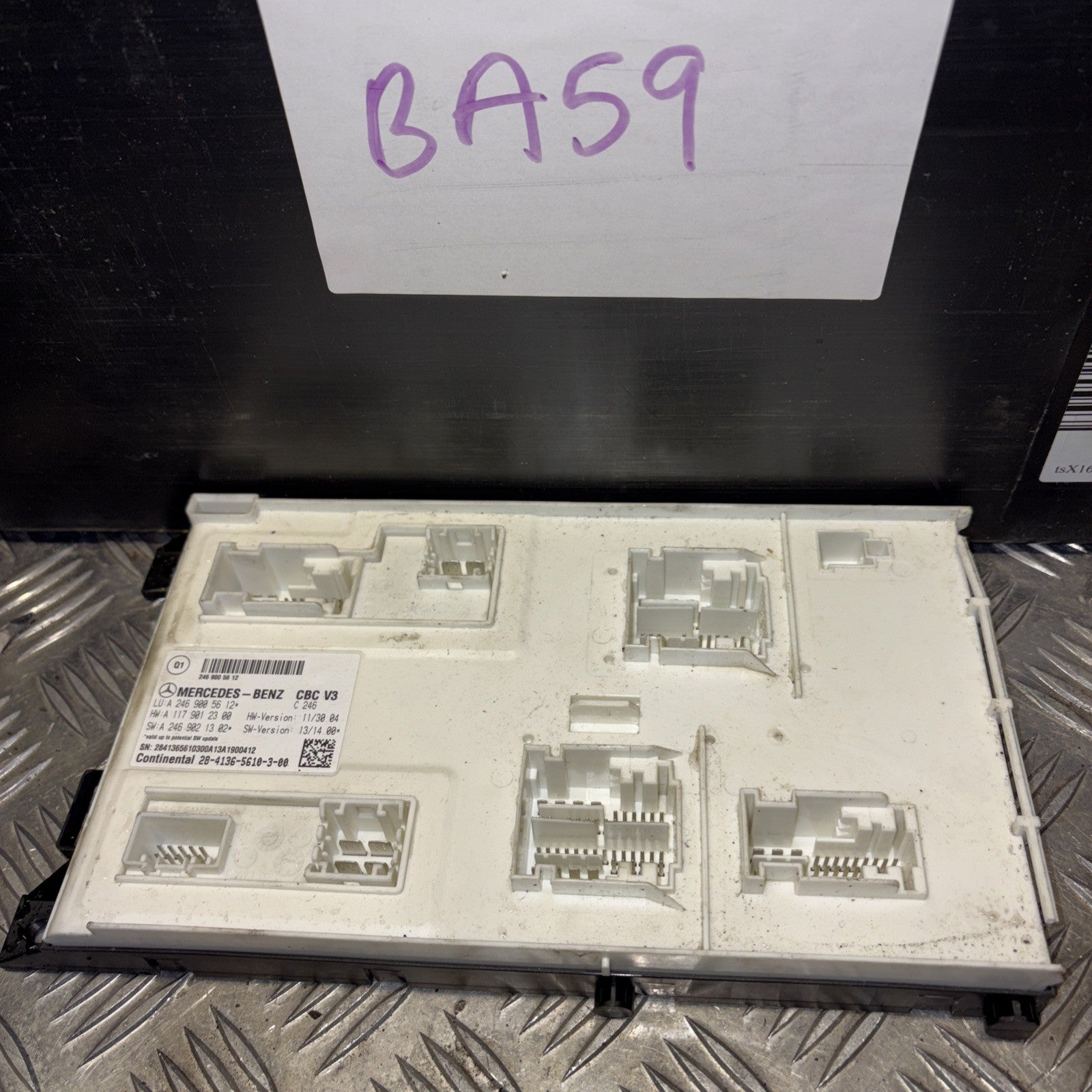 MERCEDES A B CLASS W176 W246 2013 CBC V3 BCM BODY CONTROL MODULE ECU A2469005612