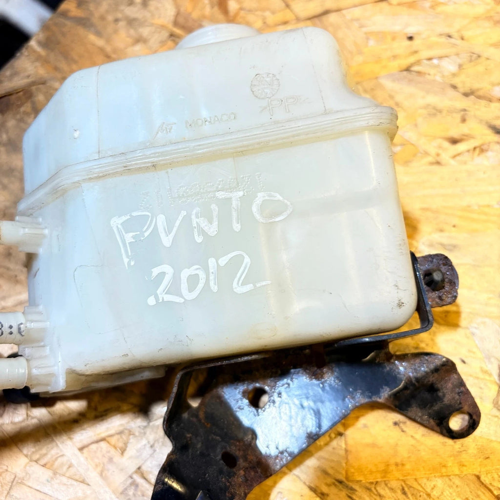 FIAT PUNTO 2012 POWER STEERING FLUID TANK RESERVOIR