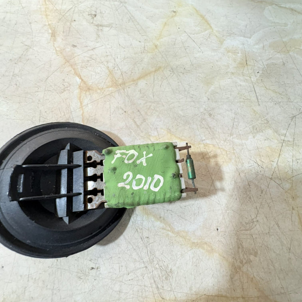 VW Fox 2005-2011 Heater Blower Fan Resistor Speed Controller 4-Pin 6Q0959263A