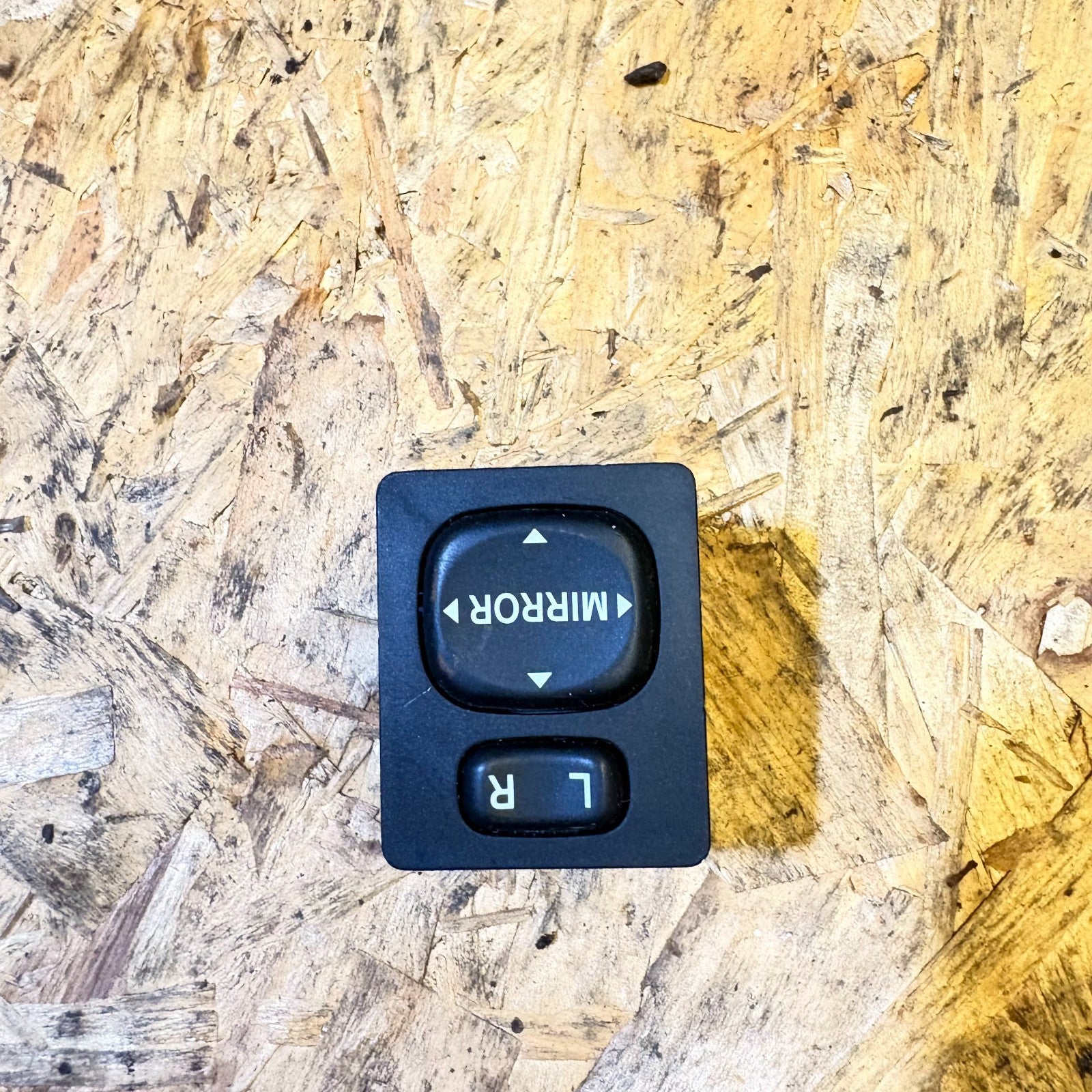 2003 TOYOTA RAV-4 WING MIRROR CONTROL SWITCH 769746A