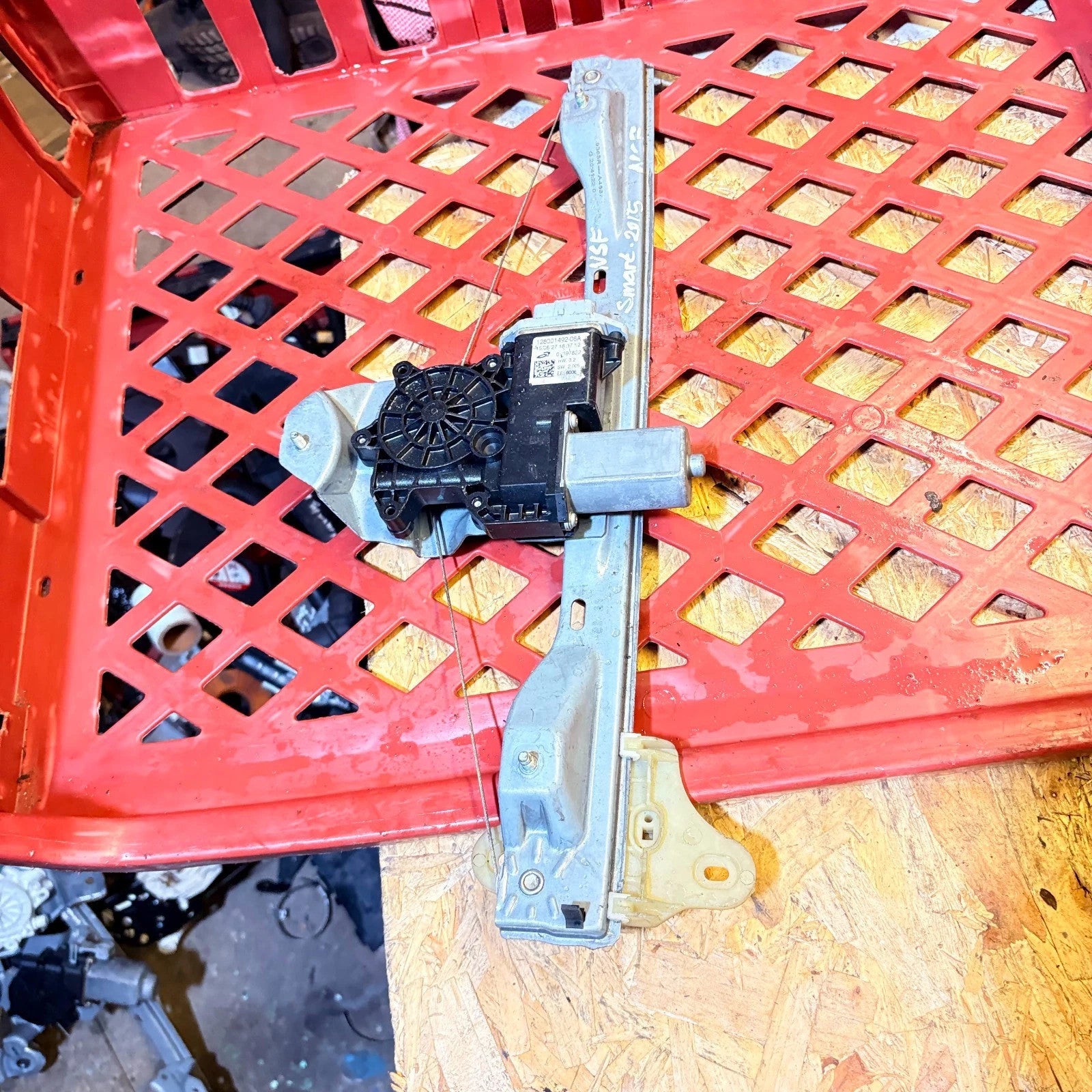 Smart Forfour 453 2014-2021 Front Left Window Regulator Motor A4537205100