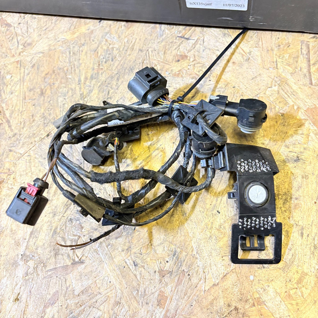 2017-23 VW POLO REAR BUMPER PDC SENSOR WITH WIRING LOOM HARNESS 8K0973702D