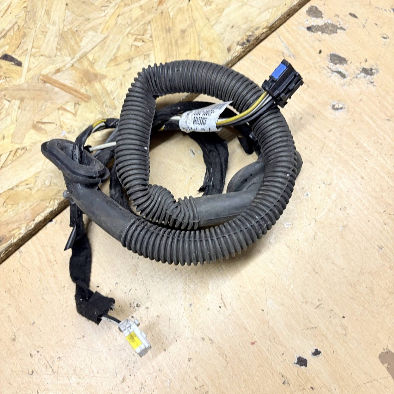 Renault Trafic Mk2 FL 2006-2014 Wiring Cable Harness 2.0 Diesel 93852490