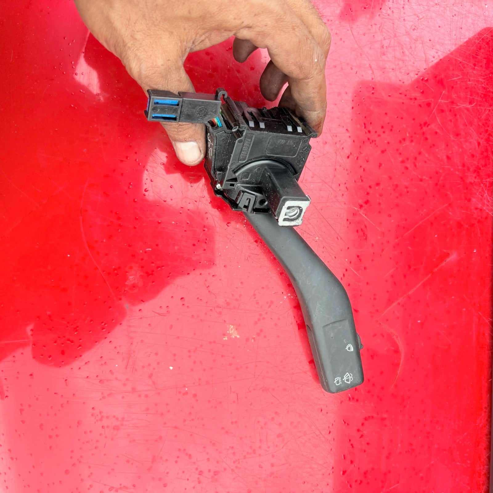 VW Golf Windscreen Washer Wiper Arm Stalk 1K0953519