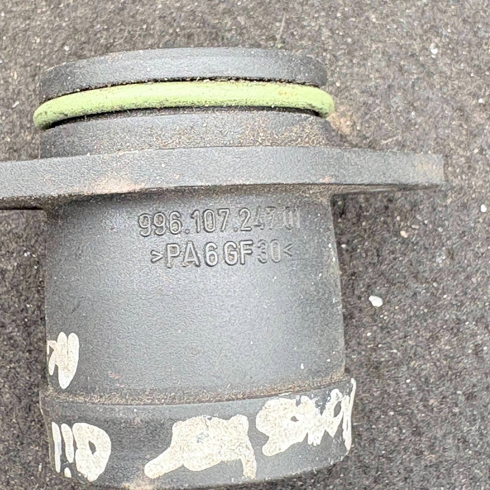 Porsche 911 996 997 Boxster Cayman 96-12 Secondary Air Pump Flange 99610724701