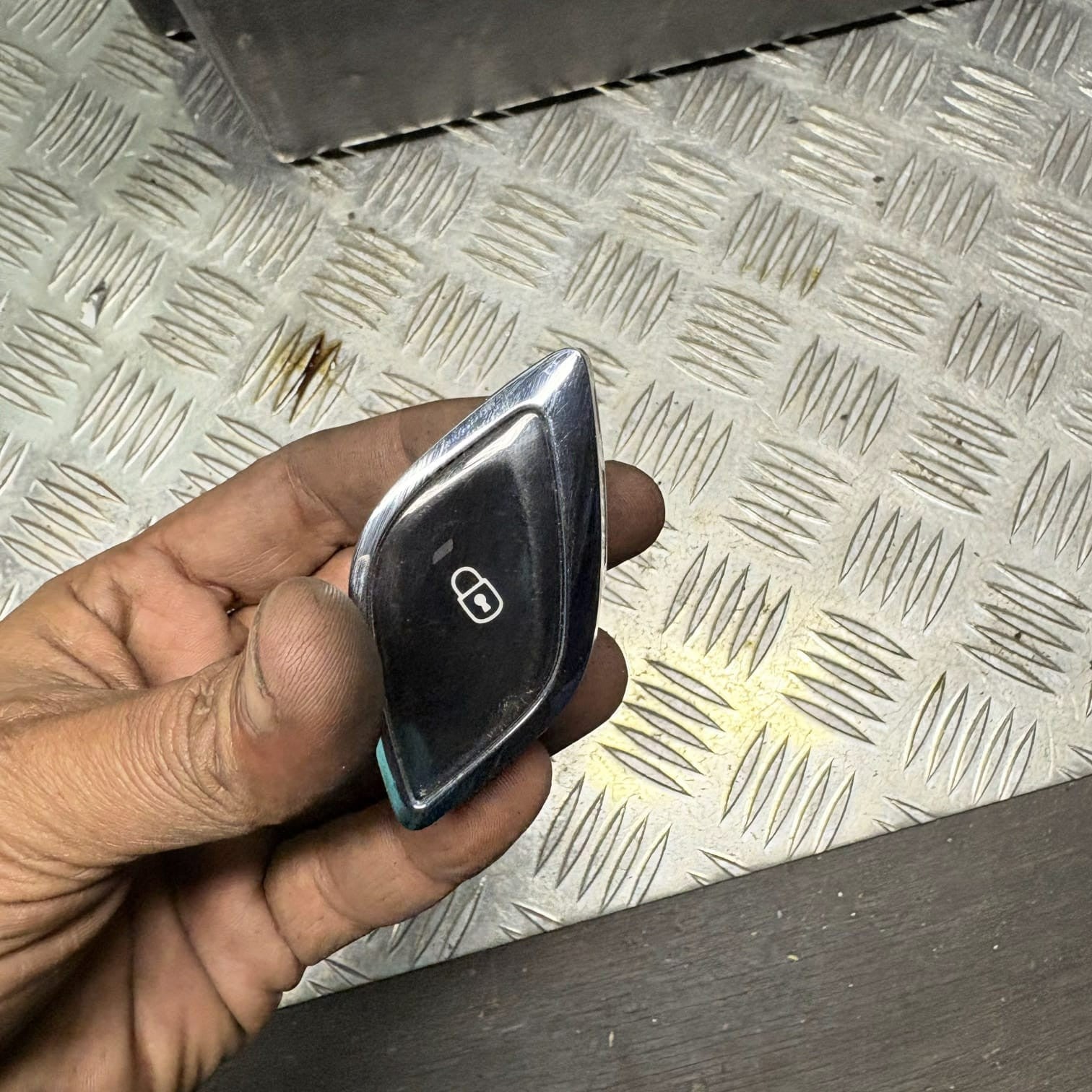 Citroen C3 Mk2 A51 Door Lock Control Switch Button 96656599XU-00 2009-2016