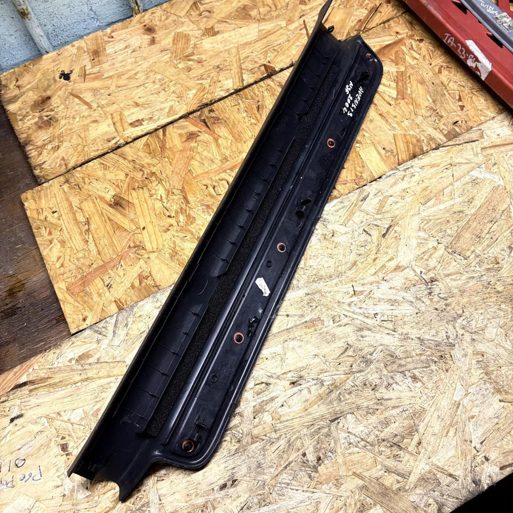 Toyota Avensis T25 2003-2006 Front LH Door Sill Scuff Plate Trim 67914-05040