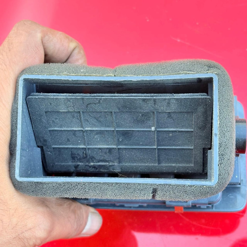 KIA CARENS MK1 DASHBOARD AIR VENTS NSF PASSENGER 1999-2005