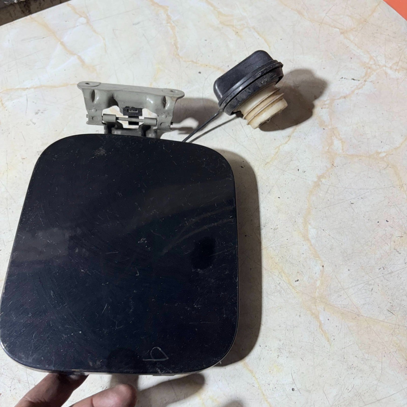 Nissan Qashqai Mk1 2007-2013 Fuel Flap Cover