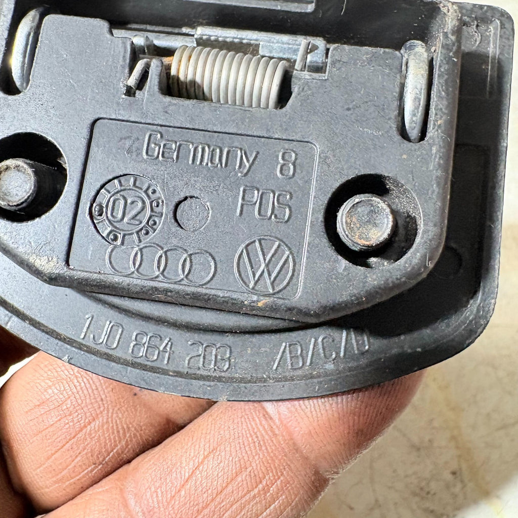 Audi A3 A4 A6 A8 Boot Luggage Tie Down Hook 1J0 864 203