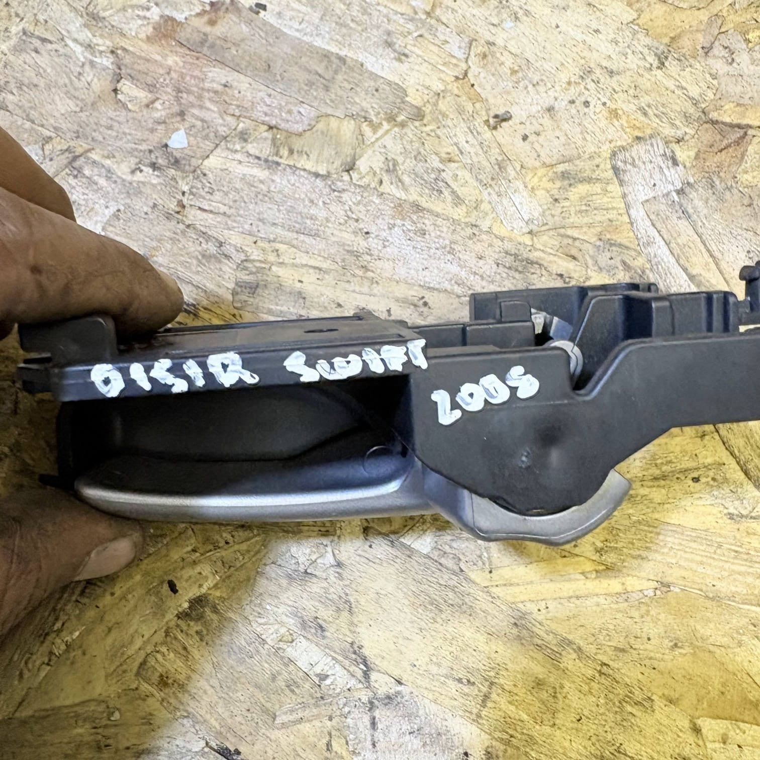 SUZUKI SWIFT 2005 INTERIOR DOOR HANDLE 3 DOOR OSR