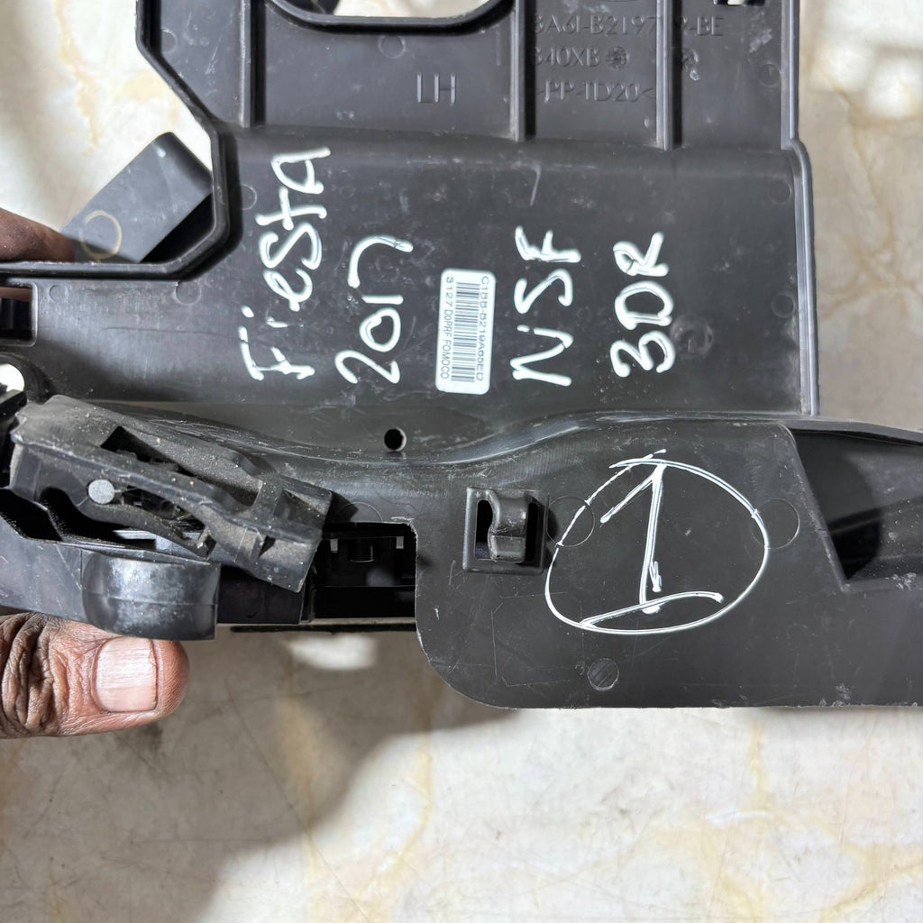 Ford Fiesta 2017 Front Door Lock Mechanism N/S/F AM5A-U21813-DF