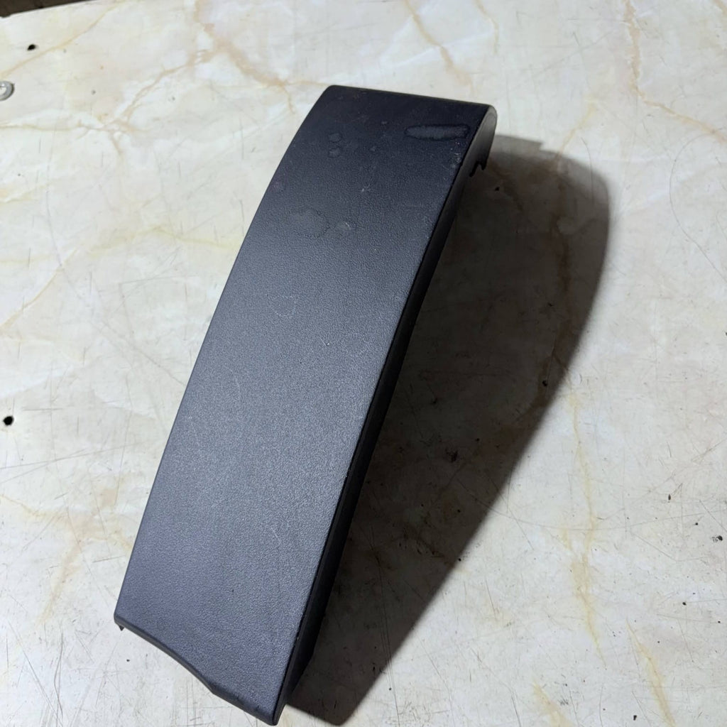 MITSUBISHI OUTLANDER MK2 INTERIOR PANEL COVER TRIM 8002A144 NSF