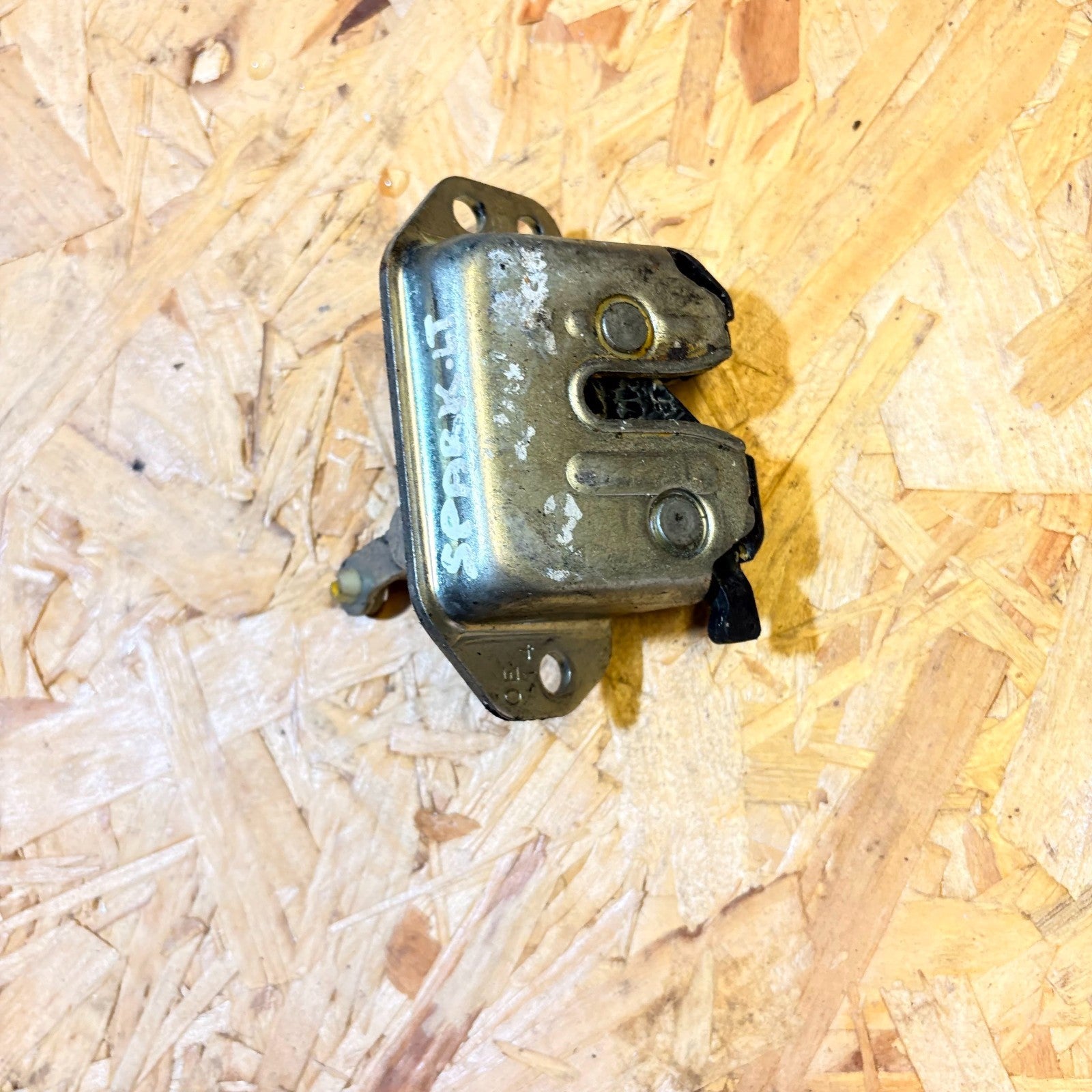 CHEVROLET SPARK LT Mk1 Boot Tailgate Lock Catch