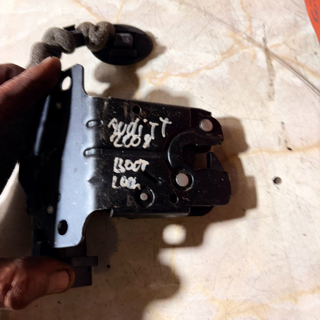 Audi TT 2008 Tailgate Boot Lid Lock Catch