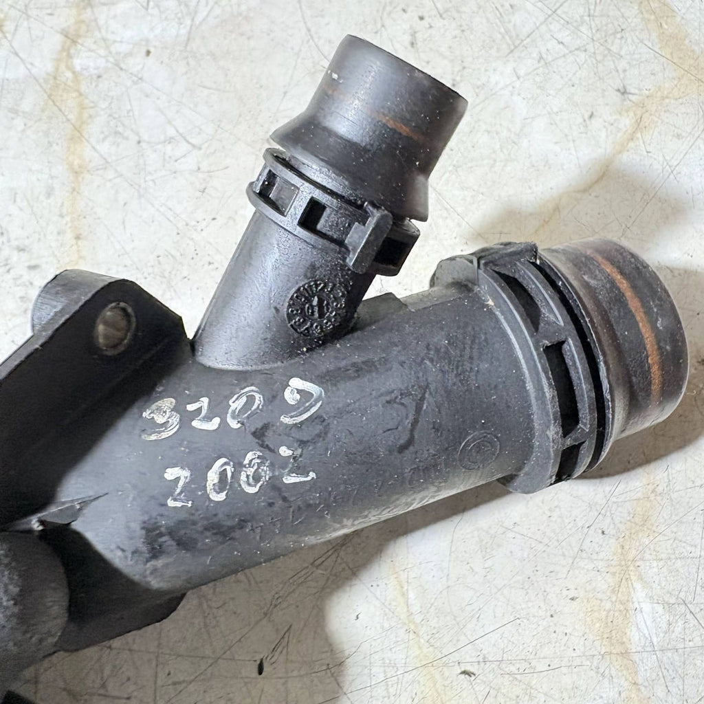 BMW 3 Series (E90, E91) Cooling System Flange, 1112-2247744 2002