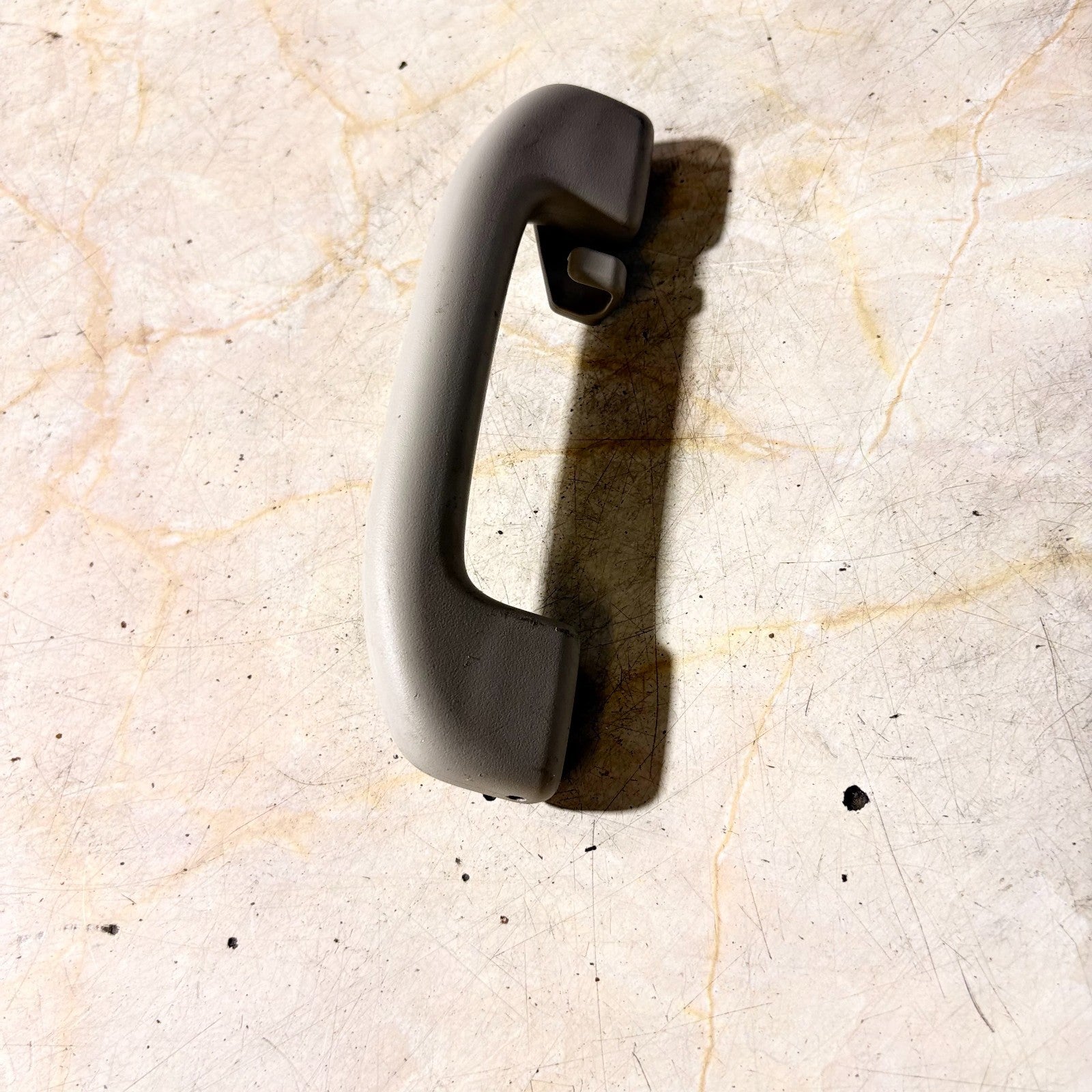 NISSAN QASHQAI J11 INTERIOR ROOF GRAB HANDLE REAR LEFT PASSENGER SIDE 2014-2021