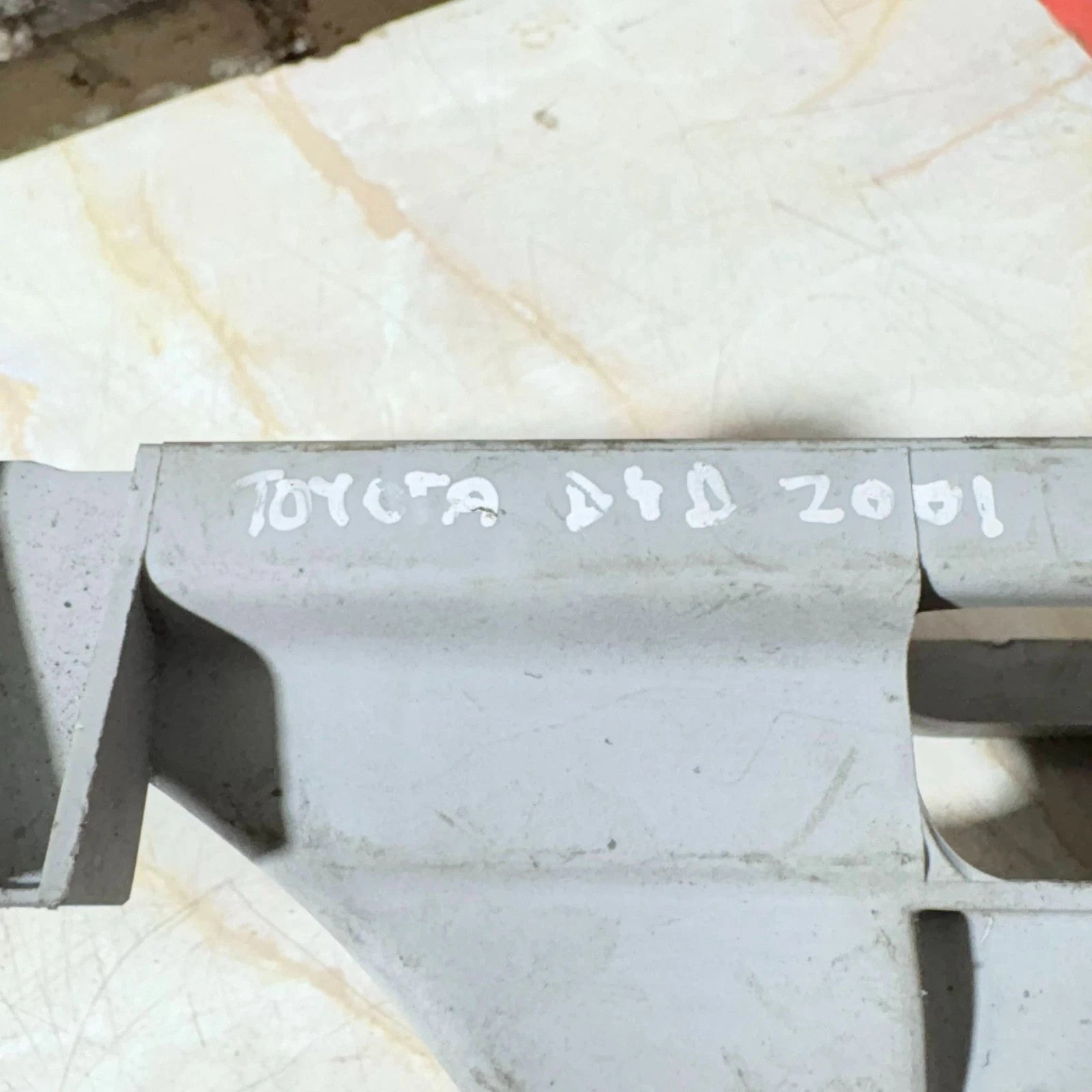 TOYOTA PREVIA 2005 D-4D RHD MANUAL GEAR BOX GEAR SELECTOR GEARSTICK LEVER