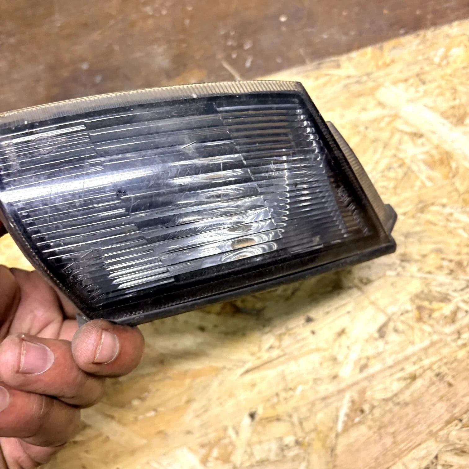 Proton Saga 1990-1991 Front Left Corner/Parking Lamp Bosch PW501617 1305230067