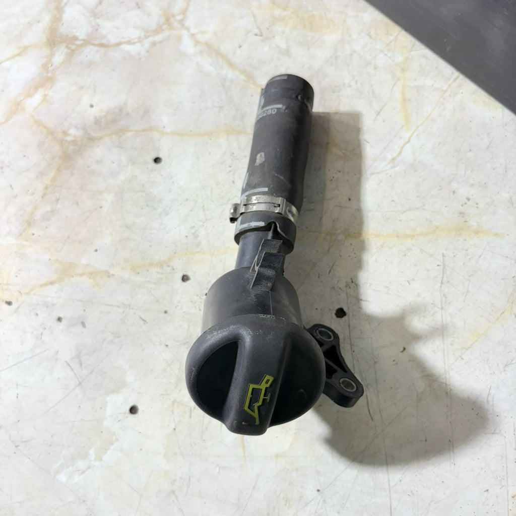 Oil Filler Pipe & Cap 9685025880-Evoque 2.2 SD4 2011-15 Freelander 2 2006-15