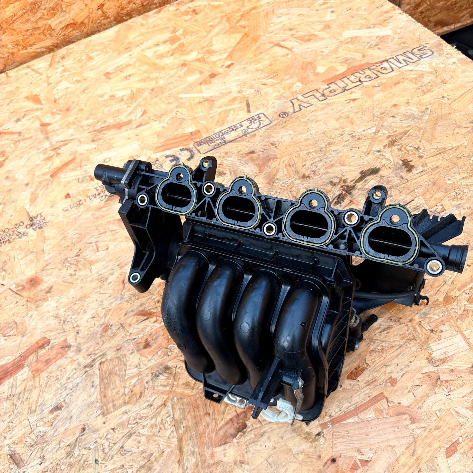 2007-2014 Mazda 2 DE 1.5 Petrol Intake/Inlet Manifold ZY3713100 ZY37-13-100