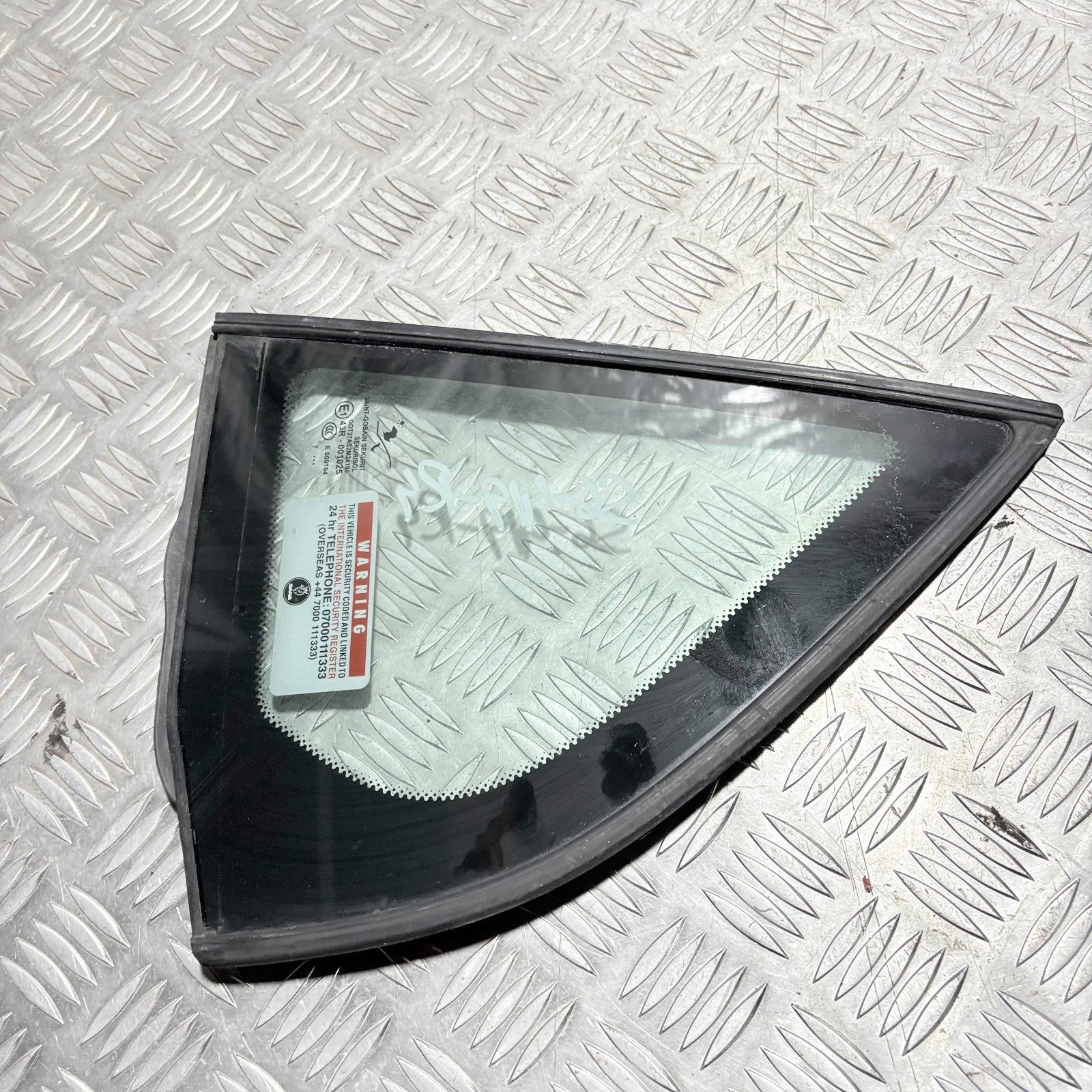 SAAB 2008 LEFT REAR PASSENGER NEARSIDE QUARTER WINDOW