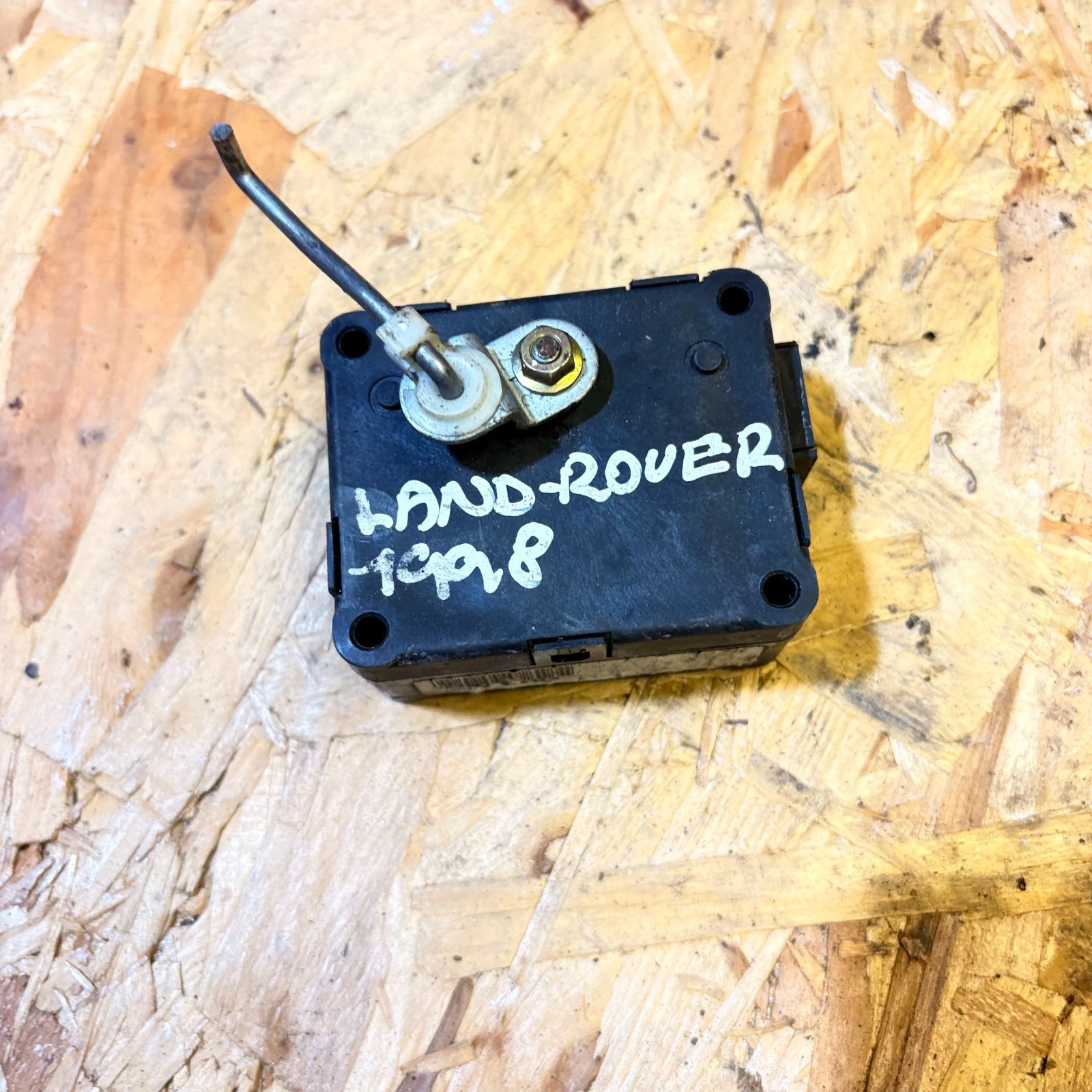 LAND ROVER DISCOVERY 2 98-04 HEATER FLAP MOTOR VENT ACTUATOR 063700-4930