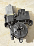 Skoda Karoq Rear right rear window regulator motor 5Q0959408A