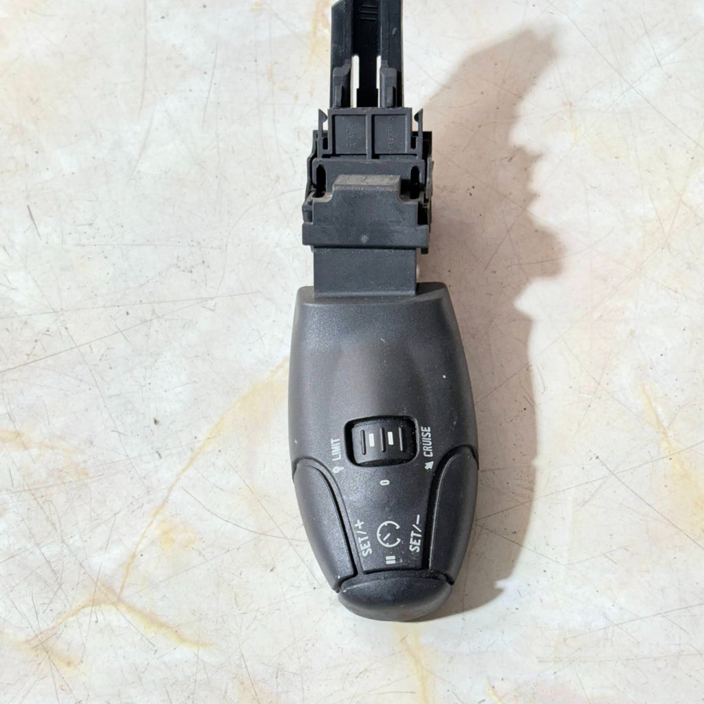 Steering Wheel Switches Multi-function Switch for RADIO Peugeot 307 CC 2008