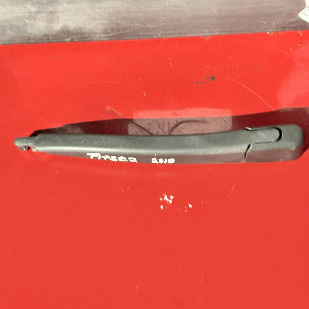 Wiper arm Rear PBT V42-0542 VAICO for PEUGEOT CITROËN 2010
