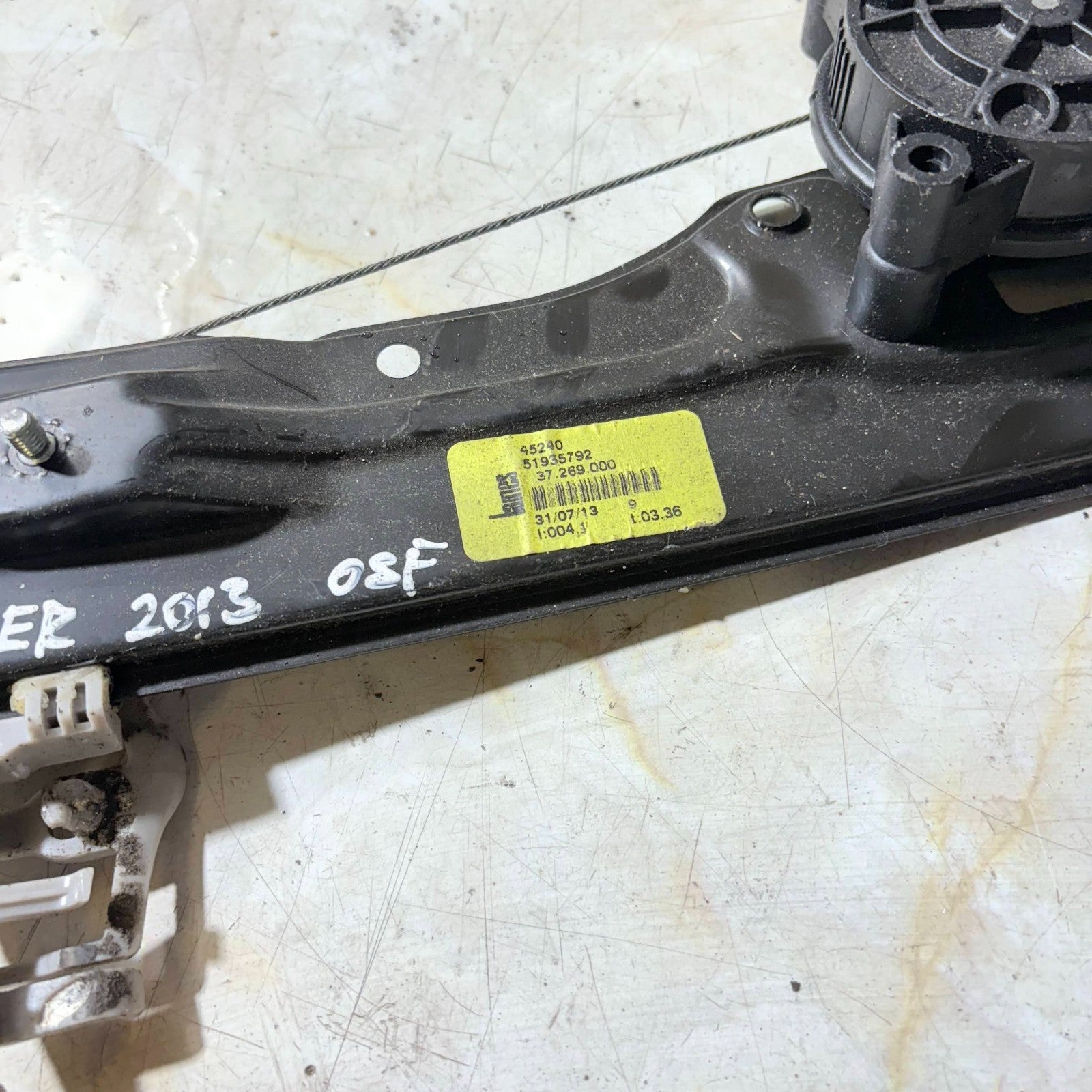 CHRYSLER 2013 5 DOOR WINDOW REGULATOR & MOTOR FRONT RIGHT SIDE
