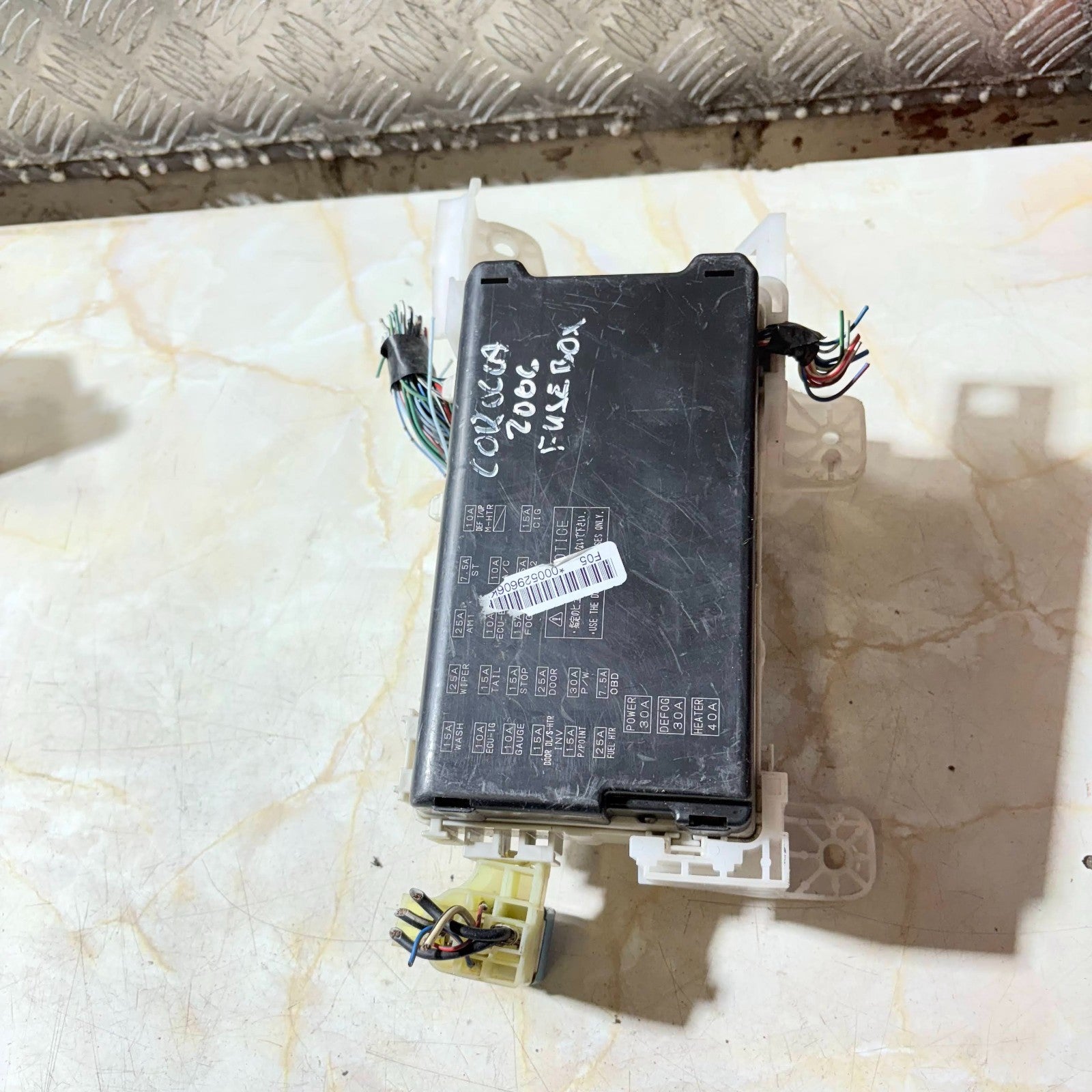 Toyota Corolla Engine Fuse Box Mk9 1.4 Petrol 2002-2006