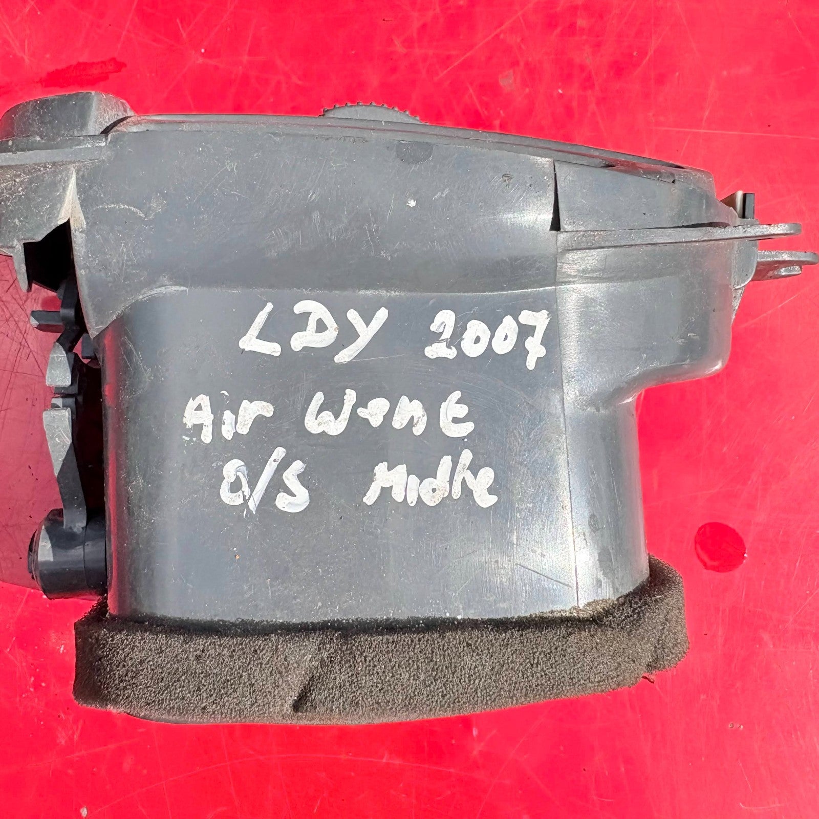2007 LDV MAXUS 58973001 DASHBOARD MIDDLE HEATER AIR VENT DRIVER SIDE