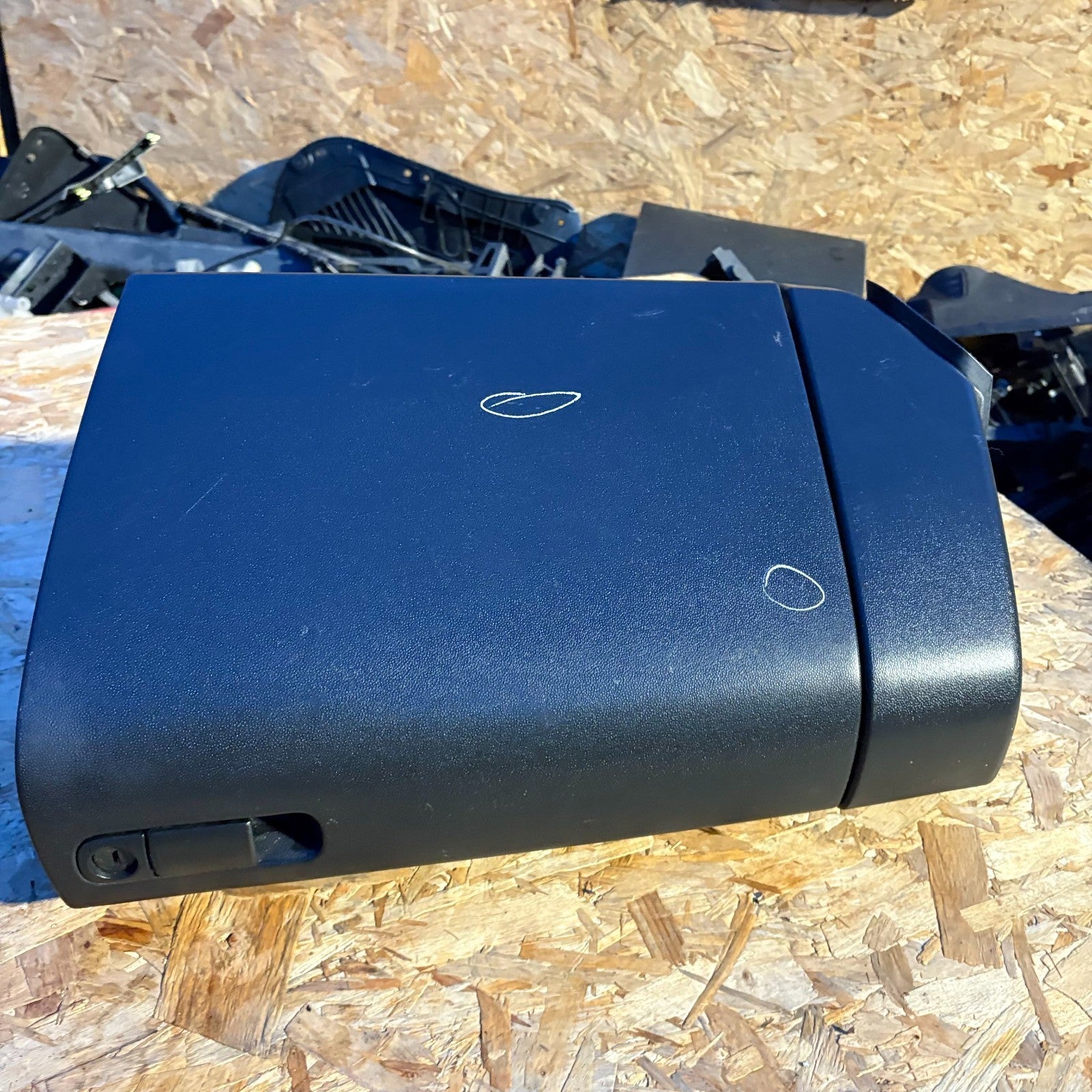 MAZDA 3 2003-2009 GLOVE BOX