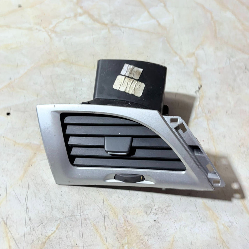 RENAULT Megane 3 generation (2008-2020) DashboardLeft Side Air Vent