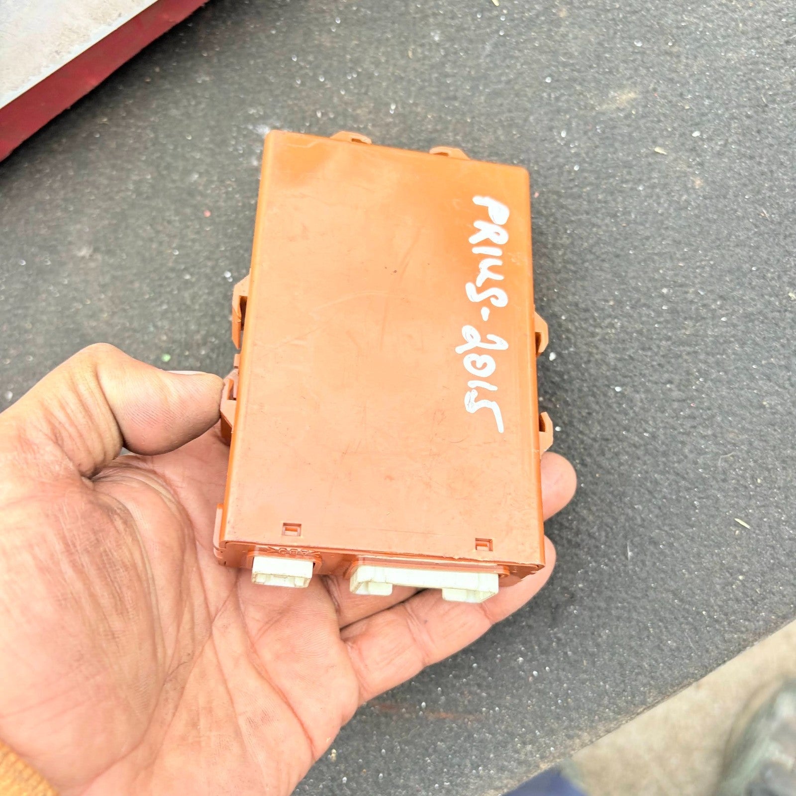 TOYOTA PRIUS 2015 Control Unit Denso 89815-47010